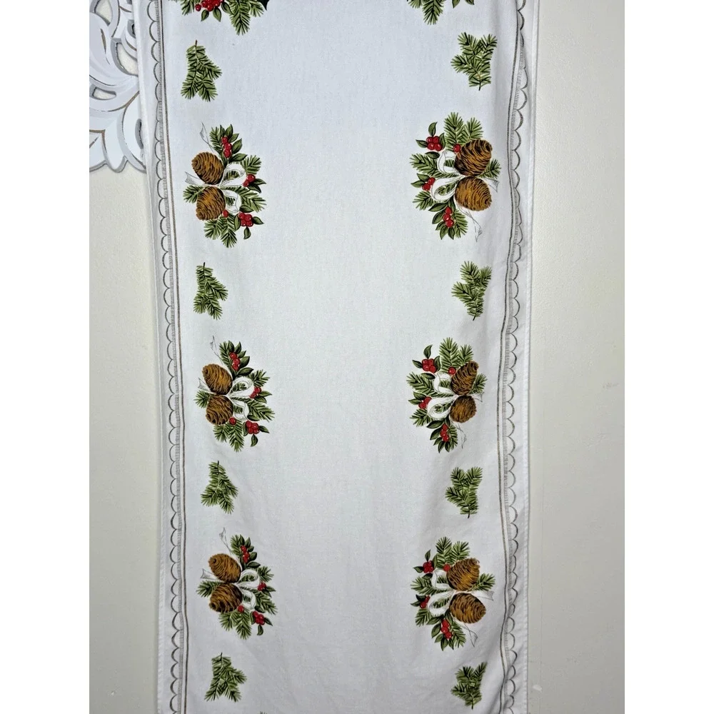 Christmas Table Runner Bells Pinecones Evergreen Holly Cotton Blend 37